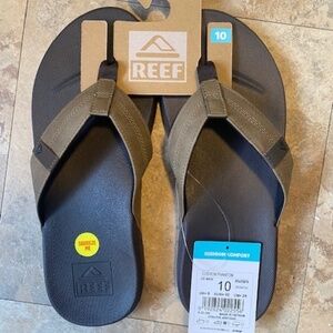 Reef, Mens sandals, size 10 US, Cushion Comfort, Tan